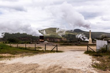 Kenya 'daki Hell' s Gate Ulusal Parkı 'nda jeotermal alan