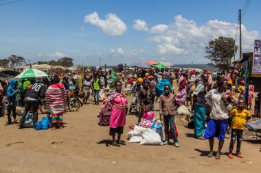 NTULELE, KENYA - 18 Şubat 2020: Kenya 'nın Ntulele köyündeki bir pazara bakış