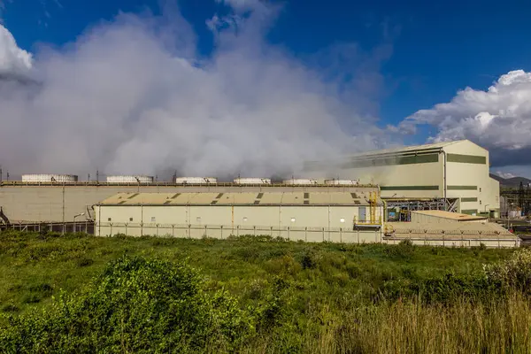 Olkaria I Jeotermal Santrali Cehennem Kapısı Ulusal Parkı, Kenya