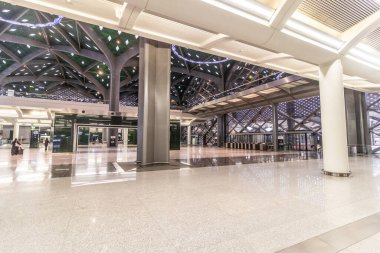 MEDINA, SAUDI ARABIA - 13 Kasım 2021: Medina (Madinah) Haramain Yüksek Hız İstasyonu, Suudi Arabistan