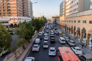 RIYADH, SAUDI ARABIA - 29 Kasım 2021: Riyad, Suudi Arabistan El Bathaa Yolu