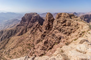 Dhahran al Janub, Suudi Arabistan yakınlarındaki dağ manzarası