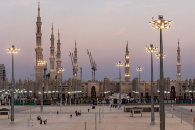 Suudi Arabistan, Medine 'nin El-Haram bölgesinde Peygamberin Camii