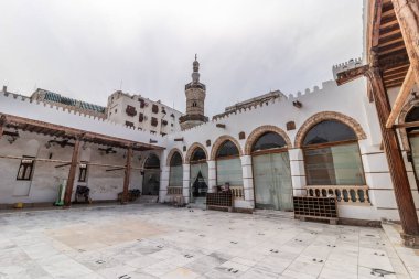 JEDDAH, SAUDI ARABIA - NOVEMBER 15, 2021: Al SHafi mosque in Al Balad,  historic center of Jeddah, Saudi Arabia clipart