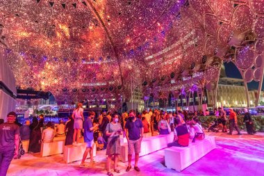 DUBAI, BAE - 27 Ekim 2021: Al Wasl Plaza Dubai, Birleşik Arap Emirlikleri, Dünya Fuarı 2020.