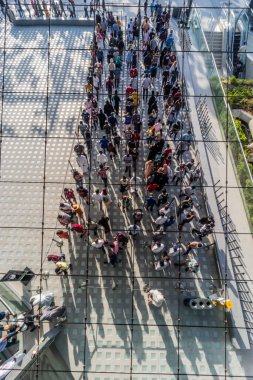 DUBAI, BAE - 29 Ekim 2021: Dubai, Birleşik Arap Emirlikleri 'ndeki Suudi Arabistan pavyonu hattı.