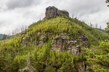 Çek Cumhuriyeti 'ndeki İsviçre Ulusal Parkı' nda Havrani skala rock 'ı