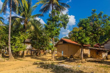Muang Ngoi Neua yakınlarındaki Huay Sen köyü, Laos