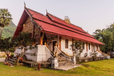 Wat Orchan Sayayaram (Wat Okad Sayaram) Muang Ngoi Neua köyündeki Budist tapınağı, Laos