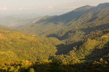 Phongsali, Laos yakınlarındaki manzara