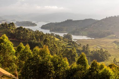 Bunyonyi Gölü manzarası, Uganda