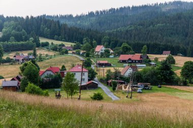 Çek ve Slovakya sınırlarındaki Vjadacka köyü Beskydy dağları, Çek Cumhuriyeti