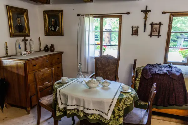 stock image ROZNOV POD RADHOSTEM, CZECH REPUBLIC - JULY 15, 2021: Interior of an old house in the open air museum (Valasske muzeum v prirode) in Roznov pod Radhostem, Czechia