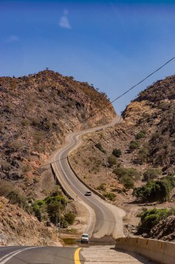 Güneybatı Suudi Arabistan 'da bir yol manzarası