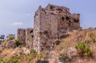 Byblos arkeoloji sahasındaki Haçlı kalesi, Lübnan