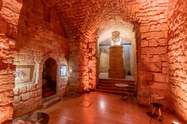 SIDON, LEBANON - 23 Temmuz 2022: Sidon kasabasındaki Khan Sacy Sarayı Arkeoloji Müzesi, Lübnan