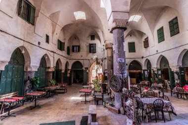 TRIPOLI, LEBANON - 27 Temmuz 2022: Trablus, Lübnan 'ın merkezinde Cafe Haraj