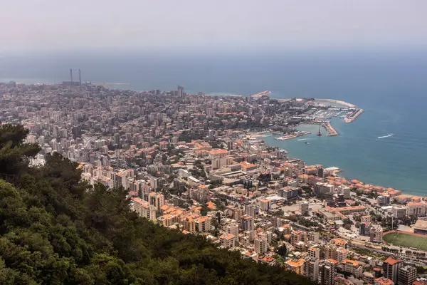 Lübnan 'ın Jouni şehrinin hava manzarası