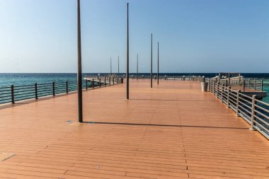 Suudi Arabistan, Jeddah 'daki Corniche gezinti alanında bir rıhtım manzarası