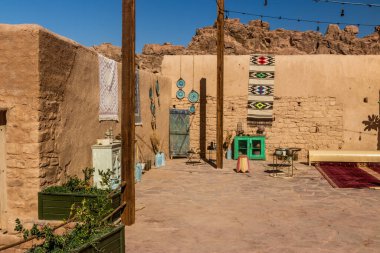 ALULA, SAUDI ARABIA - 8 Kasım 2021: El Ula 'daki eski ev, Suudi Arabistan