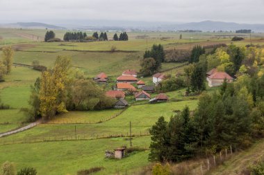 Sırbistan 'ın Sjenica kenti yakınlarındaki küçük yerleşim yeri