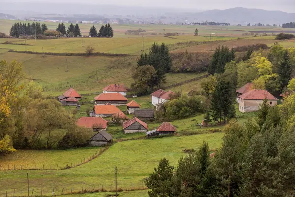 Sırbistan 'ın Sjenica kenti yakınlarındaki küçük yerleşim yeri