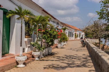 Santa Cruz de Mompox, Kolombiya 'daki Riverside Caddesi.