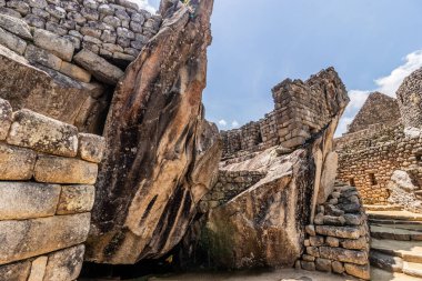 Machu Picchu Kalesindeki Akbaba Tapınağı, Peru