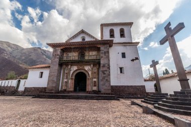 Peru 'daki Andahuaylillas köyündeki Havari Aziz Peter Kilisesi.
