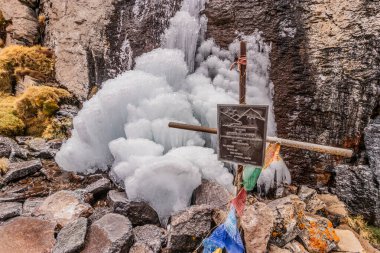 MISMI, PERU, 3 Kasım 2022: Mismi volkanı, Peru Amazon Nehri 'nin kaynağı