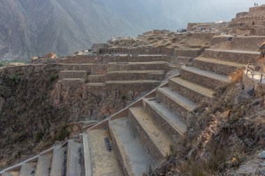 Kutsal İnkalar Vadisi, Peru 'daki Ollantaytambo' nun İnka harabeleri.