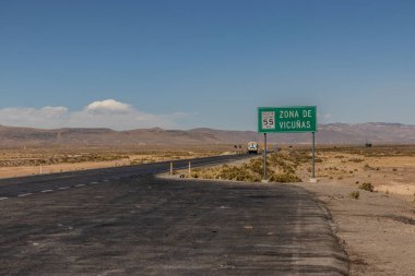 Vicuna 'yı Salinas y Aguada Blanca ulusal rezervinde imzala, Peru