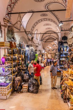 İSTANBUL, TURKEY - 19 Eylül 2022: Kapali Carsi (Grand Bazaar), İstanbul, Türkiye