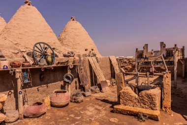 Türkiye 'nin Harran kentinde geleneksel arı kovanları