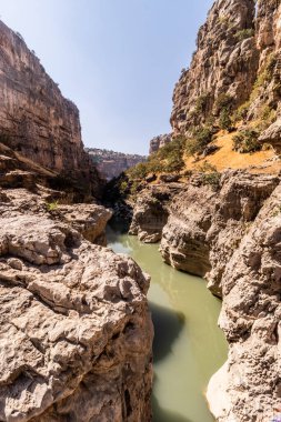 Irak Kürdistan Bölgesi 'nde derin Rawanduz (ayrıca Rawandiz) geçidi