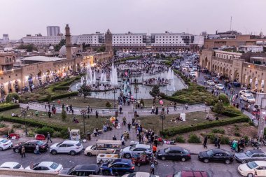 ERBIL, IRAQ - 9 Ekim 2022: Erbil 'deki Bakhi Shar (Şehir Parkı)' nın havadan görünüşü, Irak Kürdistan Bölgesi