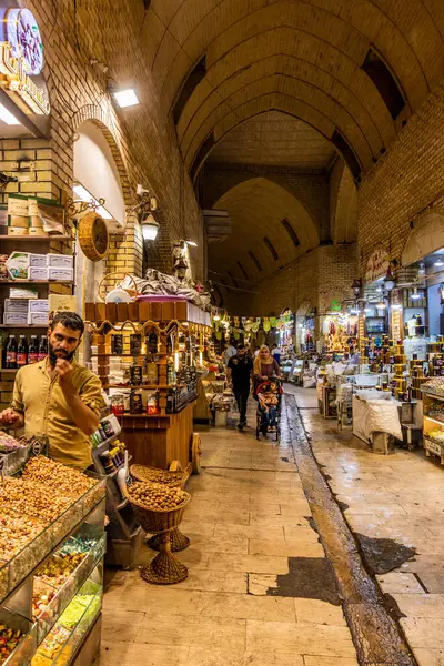 ERBIL, IRAQ - 7 Ekim 2022: Erbil 'deki Qaysari Çarşısı (Hawler), Irak Kürdistan Bölgesi