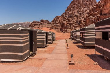Wadi Rum Çölü 'ndeki turizm kampı, Ürdün