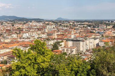 İtalya, Bergamo 'daki Aşağı Kasaba' nın hava görüntüsü