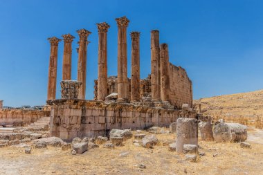 Ürdün 'ün antik kenti Jerash' taki Artemis Tapınağı harabeleri