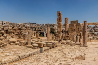 Ürdün, Jerash 'taki Propylaea kalıntıları kilisesi.