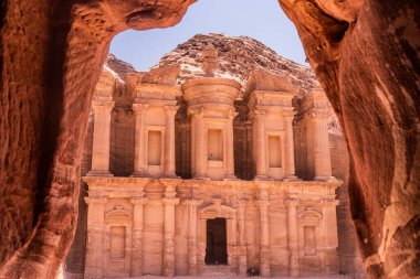 Ürdün 'ün Petra kentindeki Manastır (Ed Deir)