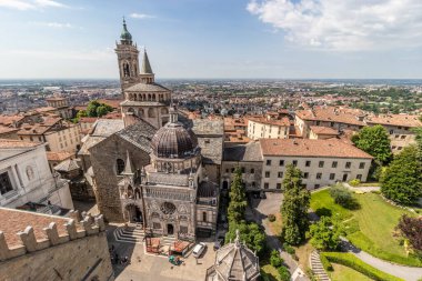 İtalya 'nın Bergamo şehrinde Santa Maria Maggiore Bazilikası