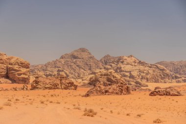 Wadi Rum çölünün Rocky manzarası, Ürdün