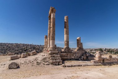 Ürdün, Amman 'daki Kale' deki Herkül Tapınağı harabeleri