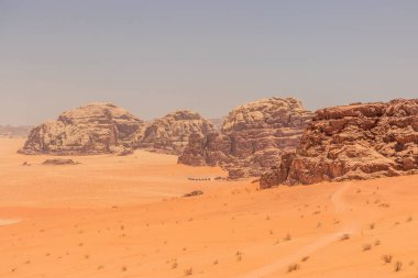 Wadi Rum çölünün Rocky manzarası, Ürdün