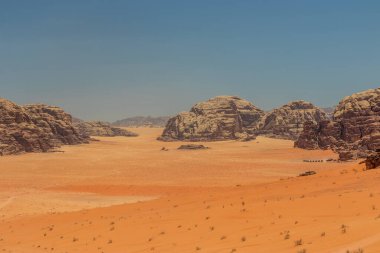 Wadi Rum çölünün Rocky manzarası, Ürdün