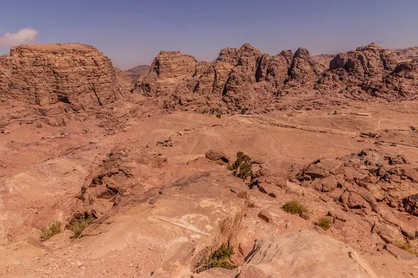 Antik şehrin manzarası Petra, Ürdün