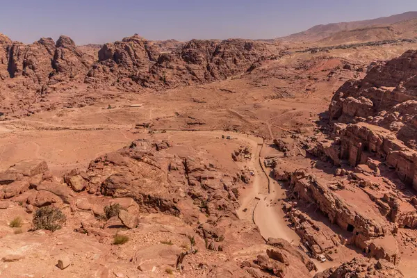 Antik şehrin manzarası Petra, Ürdün