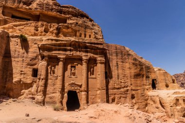 Antik şehir Petra 'da Romalı Askerlerin Mezarı, Ürdün